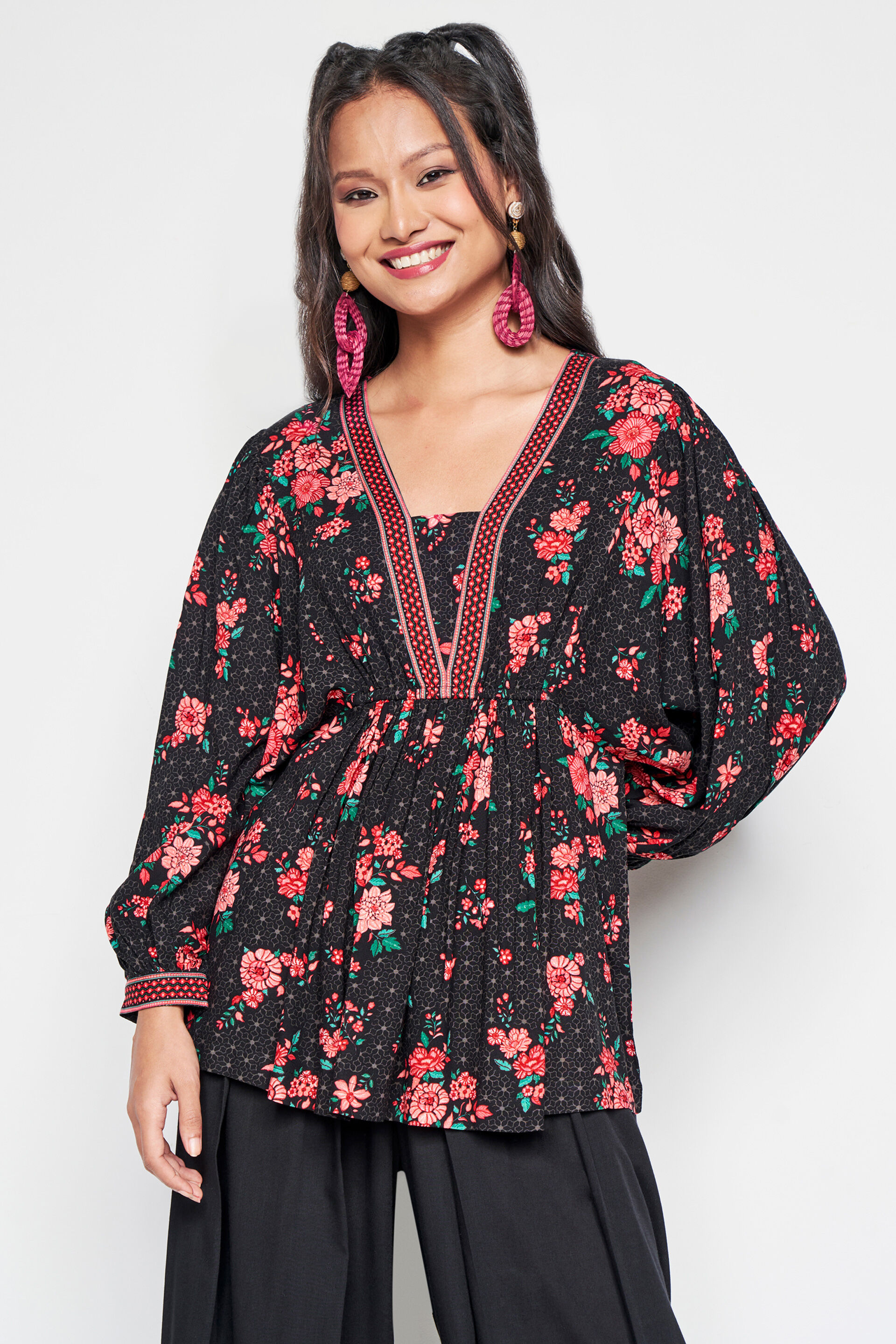 Riddle Me Black Blouson Top, Black, image 2